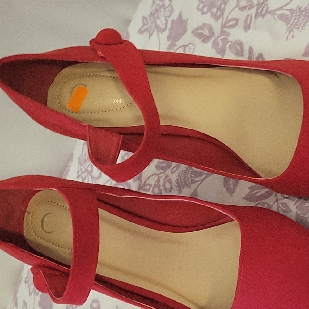 Shoe